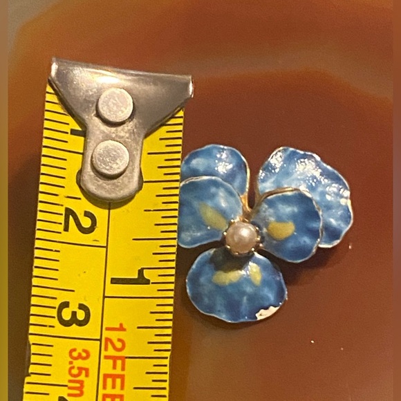 LAST CHANCE 🔥 Vintage Enamel Costume Faux Pearl Small Pin #9108 - Picture 3 of 3